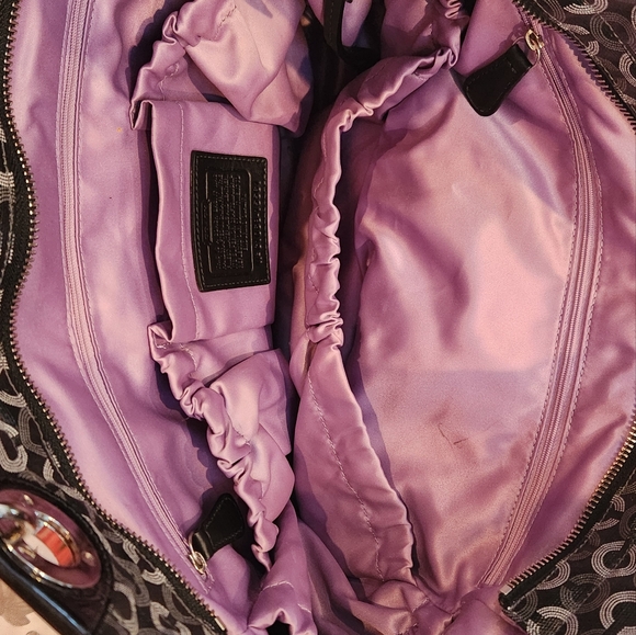 LIKE NEW XL COACH leather logo handbag full of pockets inside and out - Picture 5 of 7